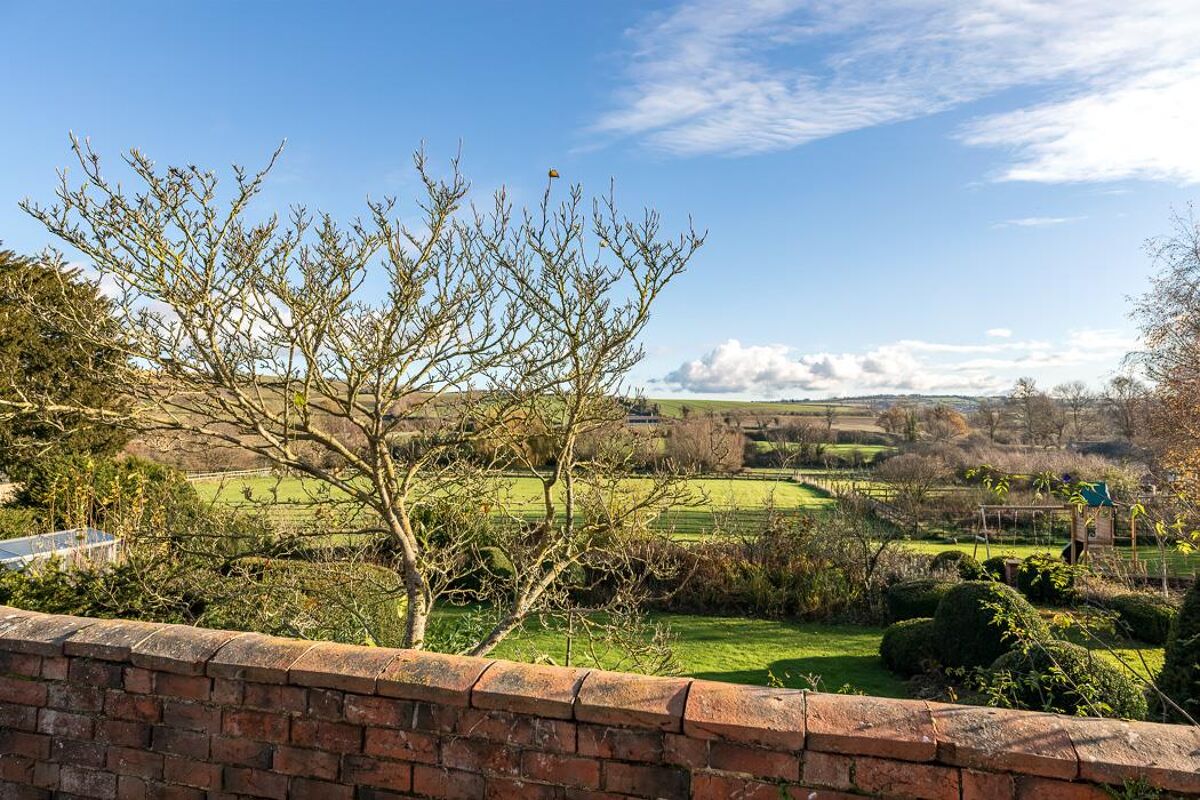 house for sale in SuttonUnderBrailes, Banbury, OX15 STW012033027