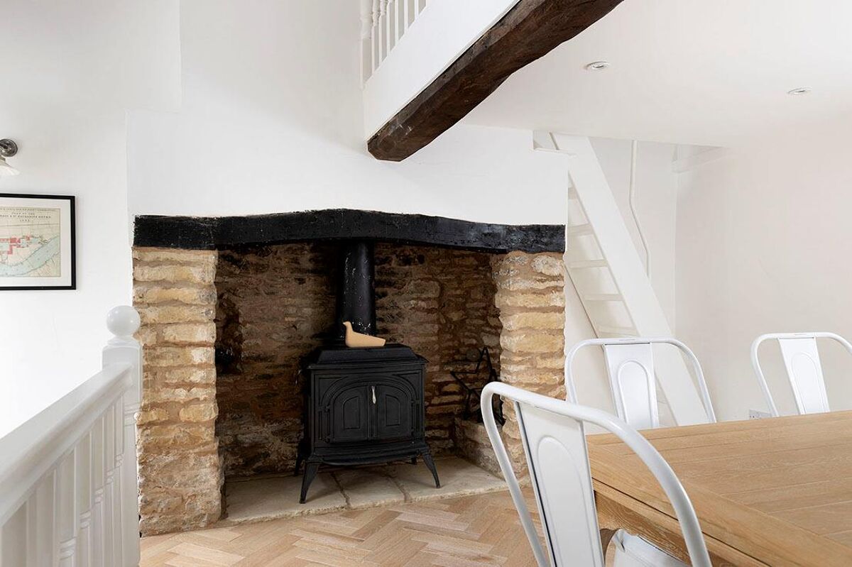 house for sale in Manor Farm Cottage, Donnington, MoretoninMarsh