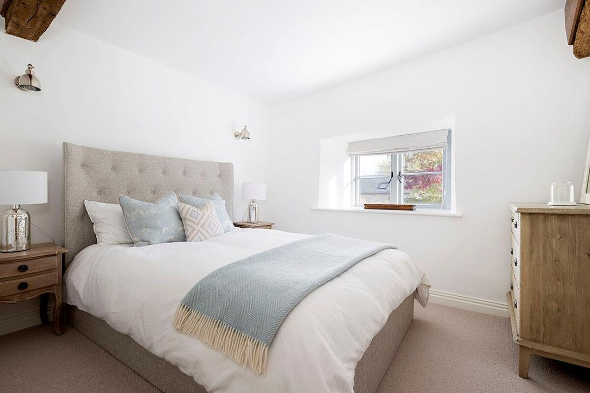 house for sale in Manor Farm Cottage, Donnington, MoretoninMarsh