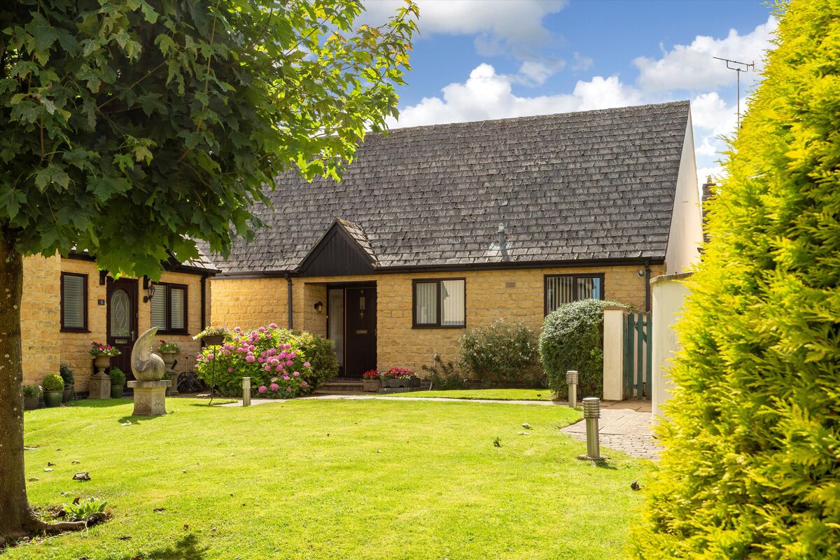 bungalow for sale in 4 The Courtyard, Fosseway House, Stow on the Wold