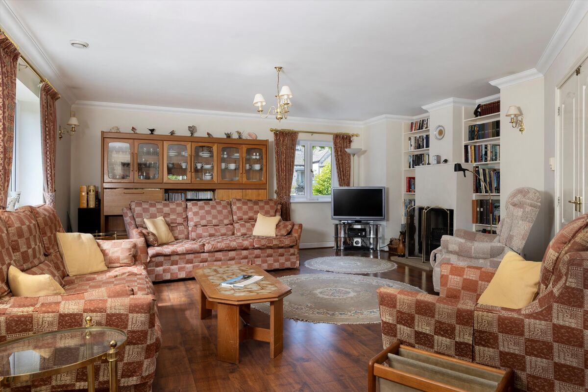 house for sale in Manor Farm Close, Kingham, Chipping Norton