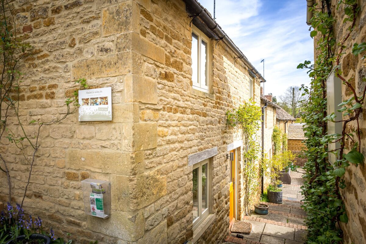 house for sale in Back Lane, Oddington, MoretoninMarsh