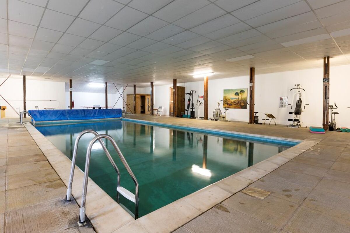 flat for sale in Sherborne, Cheltenham, Gloucestershire, GL54