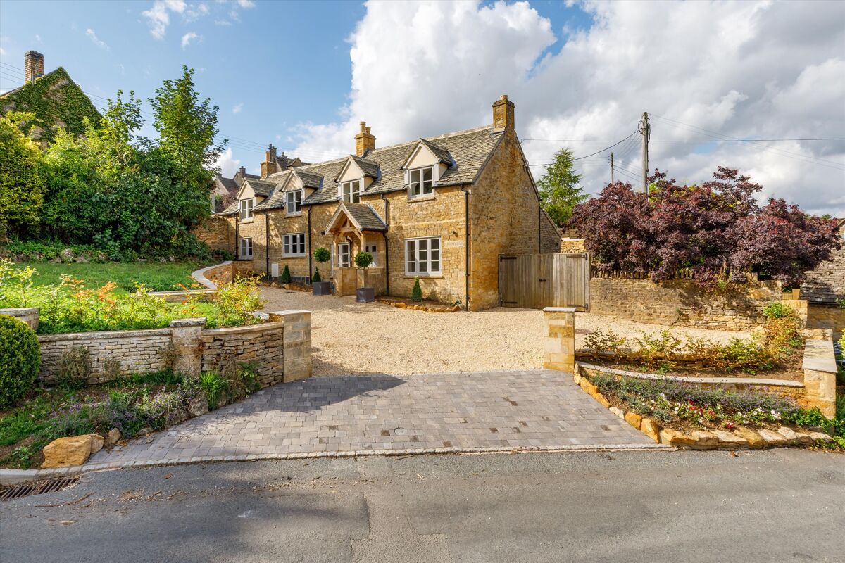 house for sale in Longborough, MoretoninMarsh, GL56 STW012133625