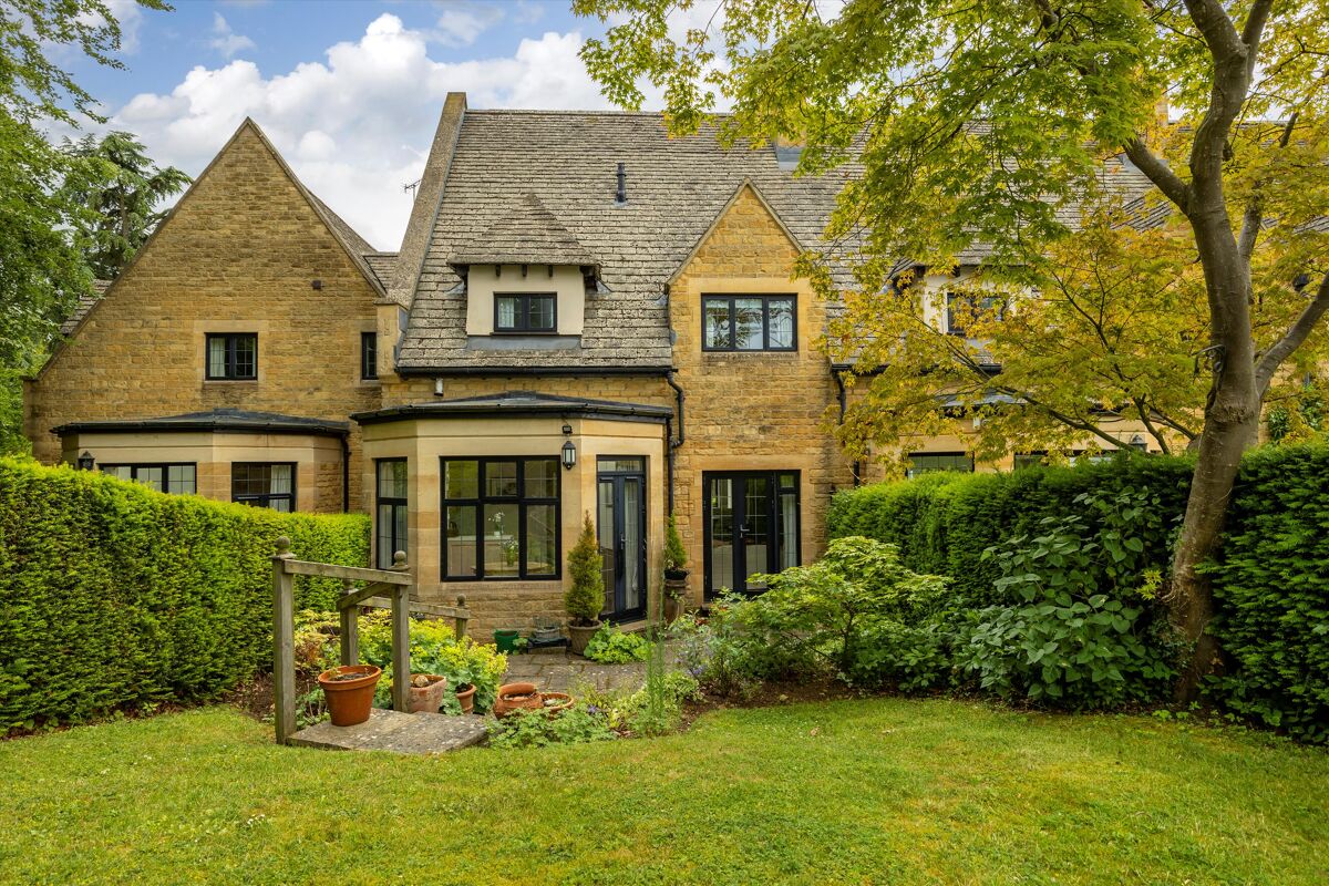 retirement for sale in Newlands Court, Stow on the Wold, Cheltenham, Gloucestershire, GL54