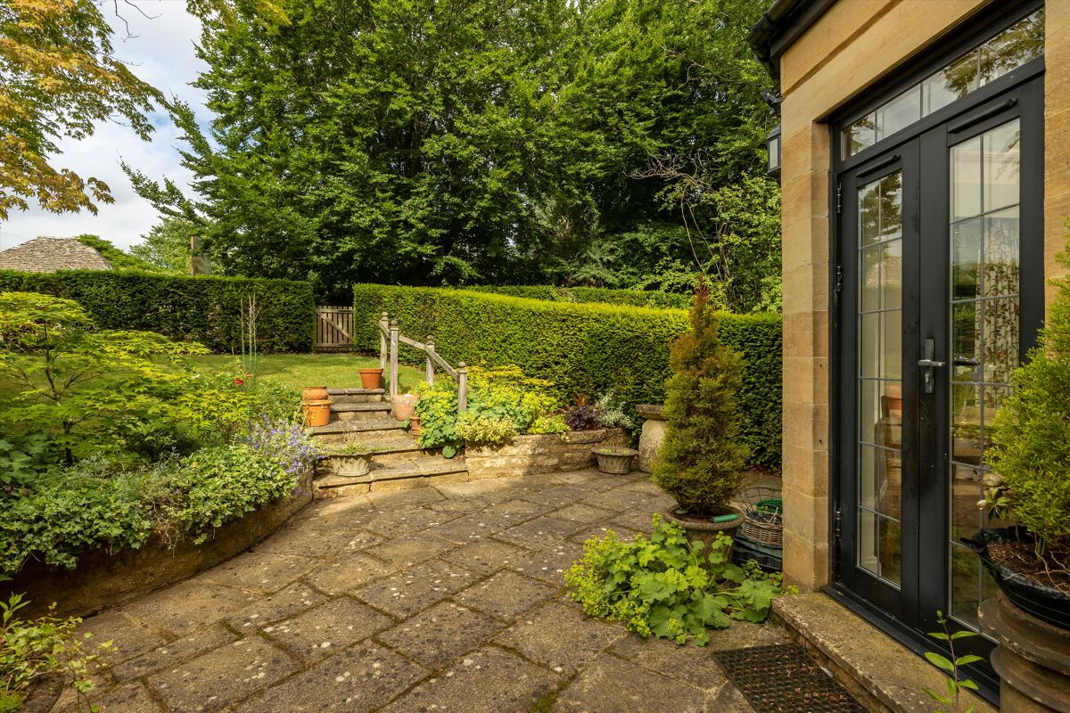 retirement-for-sale-in-newlands-court-stow-on-the-wold-cheltenham