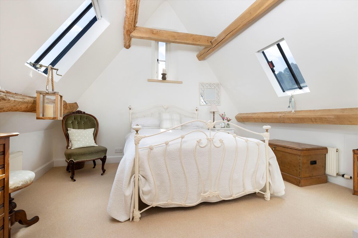 house for sale in ClaptonontheHill, Cheltenham, Gloucestershire