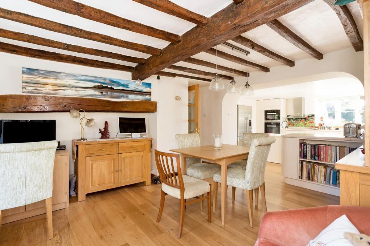 house for sale in Wheelwright House, Long Compton, Warwickshire, CV36 STW012197437 Knight Frank