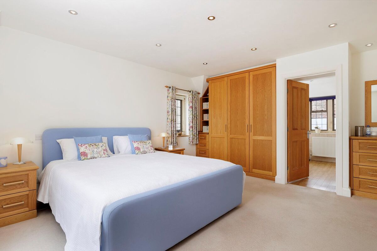 house for sale in Talbot Square, Stow on the Wold, GL54 STW012205784