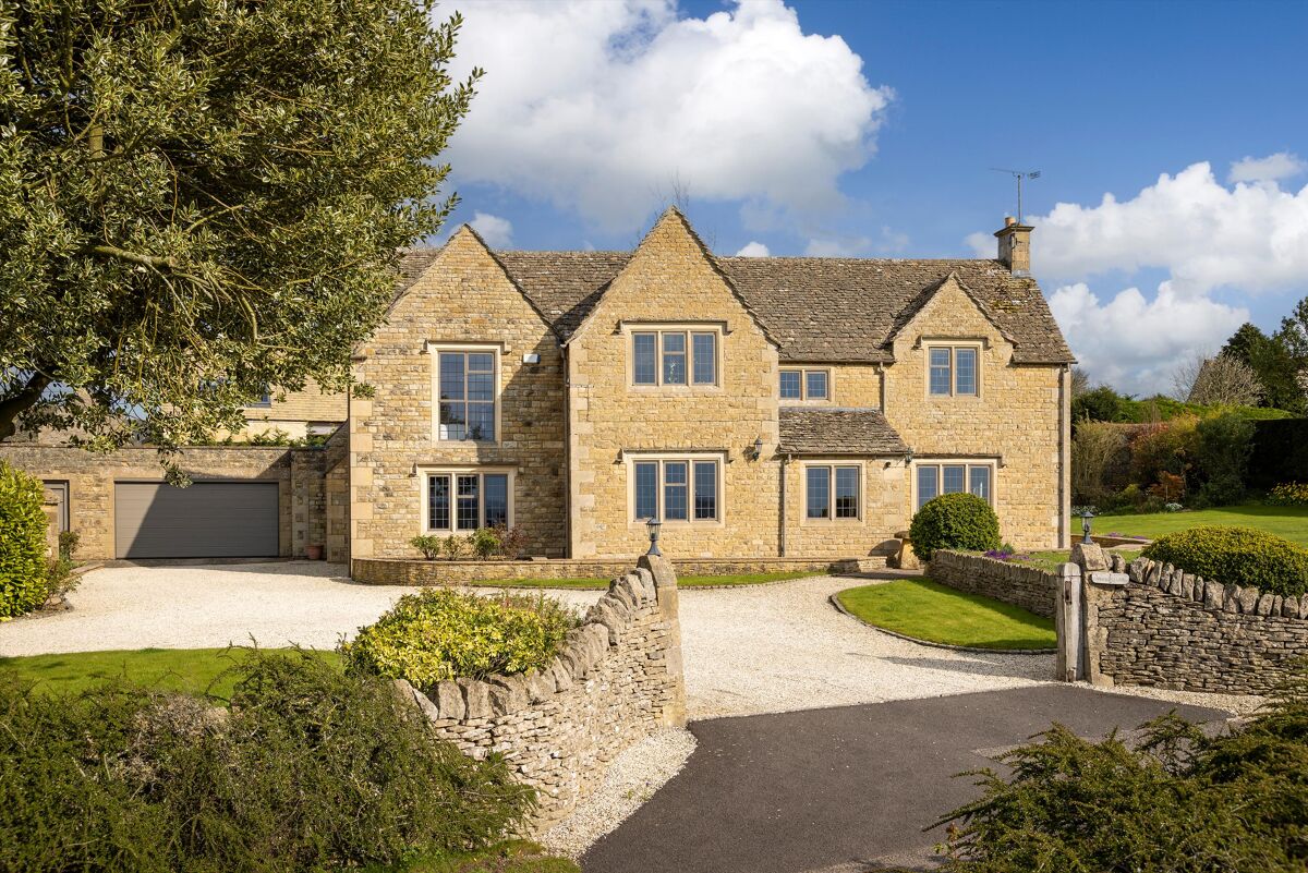 house for sale in Talbot Square, Stow on the Wold, GL54 STW012205784