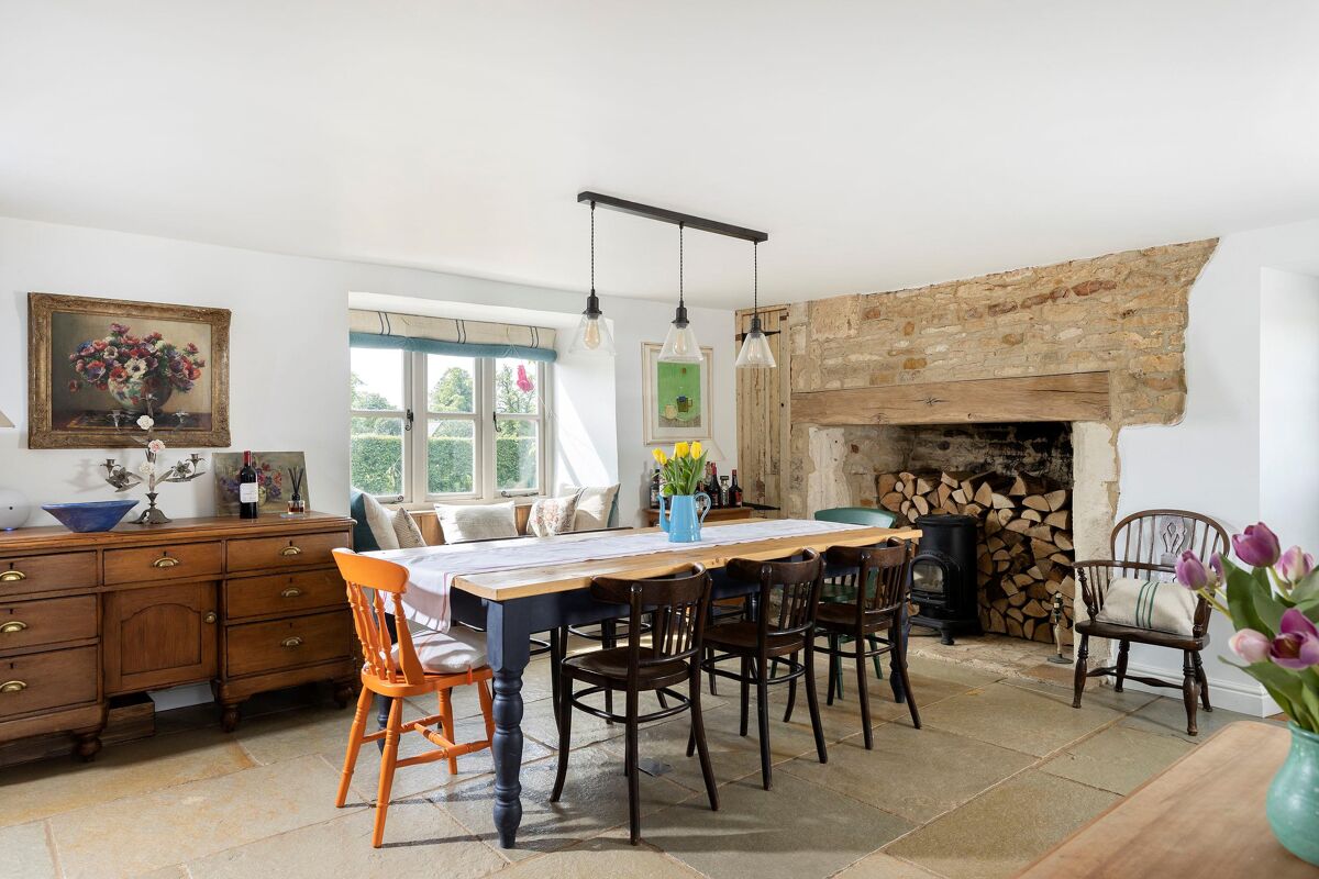 house for sale in Mount Farm, Kingham, Chipping Norton, Oxfordshire