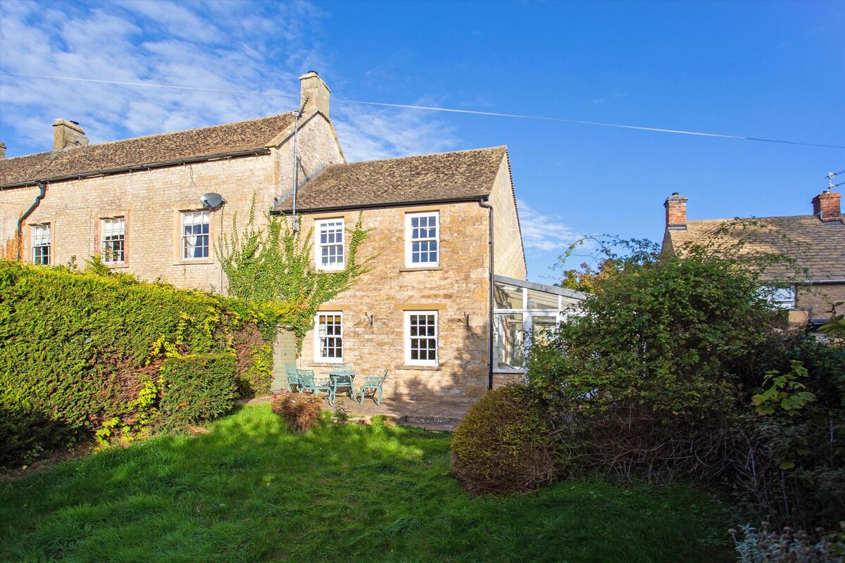 house for sale in Garden Cottage, Mount Pleasant Close, Stow on the