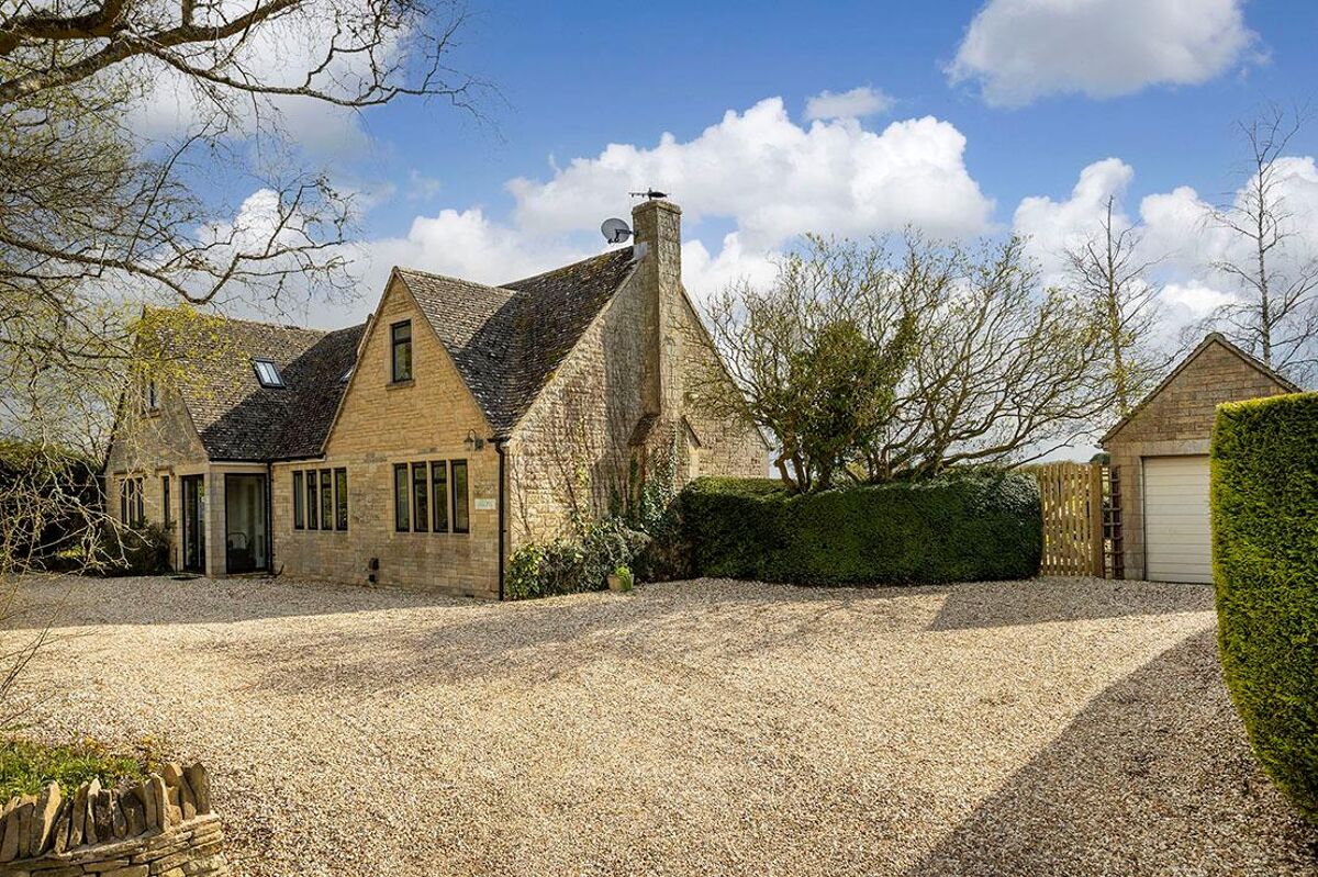 house for sale in Gloucestershire, GL54 STW012213876 Knight Frank