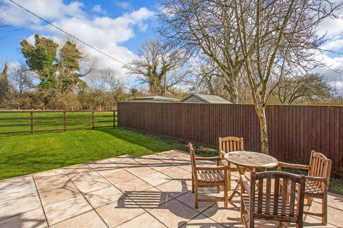 House for sale in BourtonontheWater, Cheltenham, Gloucestershire