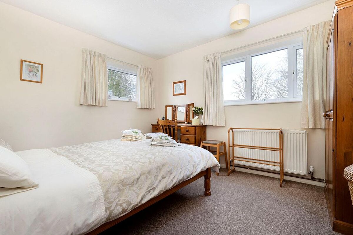 bungalow for sale in Glebe Close, Stow on the Wold, Cheltenham, Gloucestershire, GL54