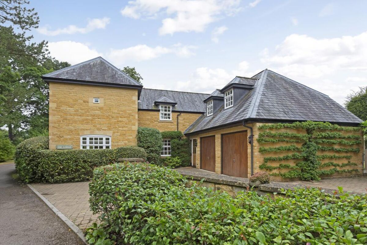 house for sale in The Lodge,Northwick Park, Blockley, MoretoninMarsh, Gloucestershire, GL56