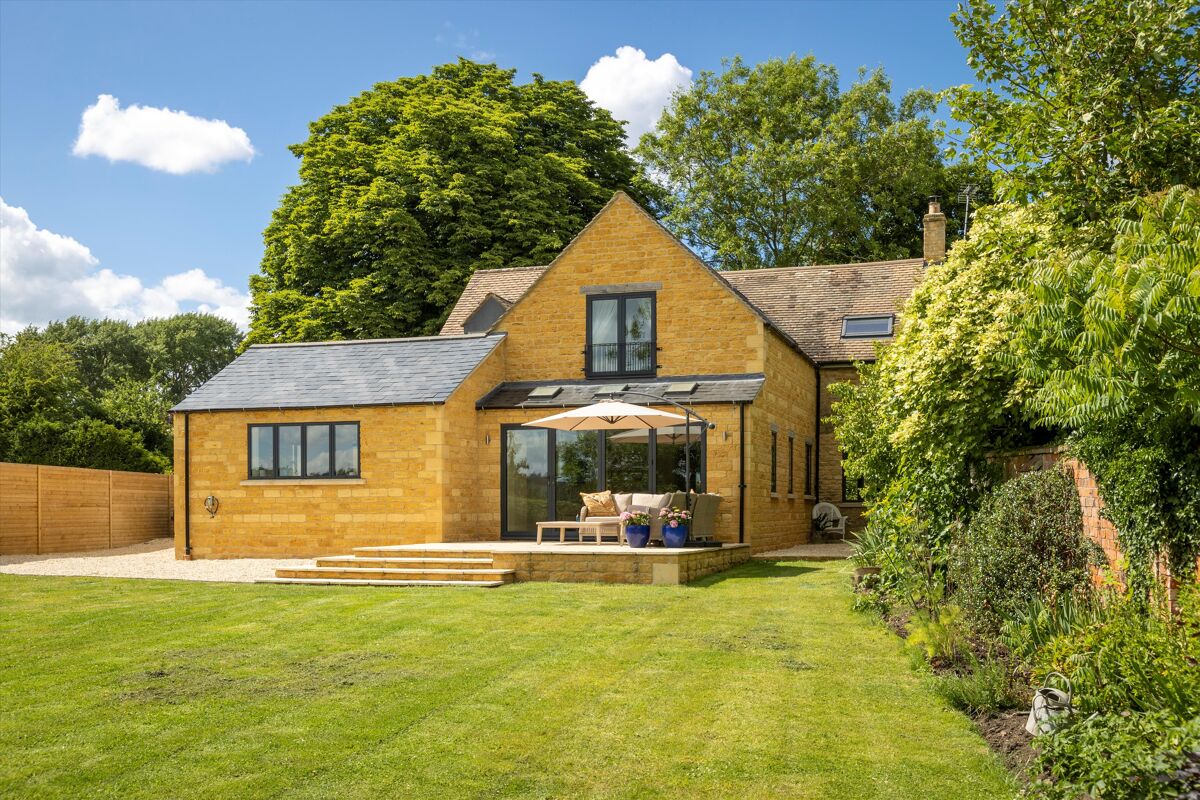 house for sale in Sutton under Brailes, Banbury, Warwickshire, OX15