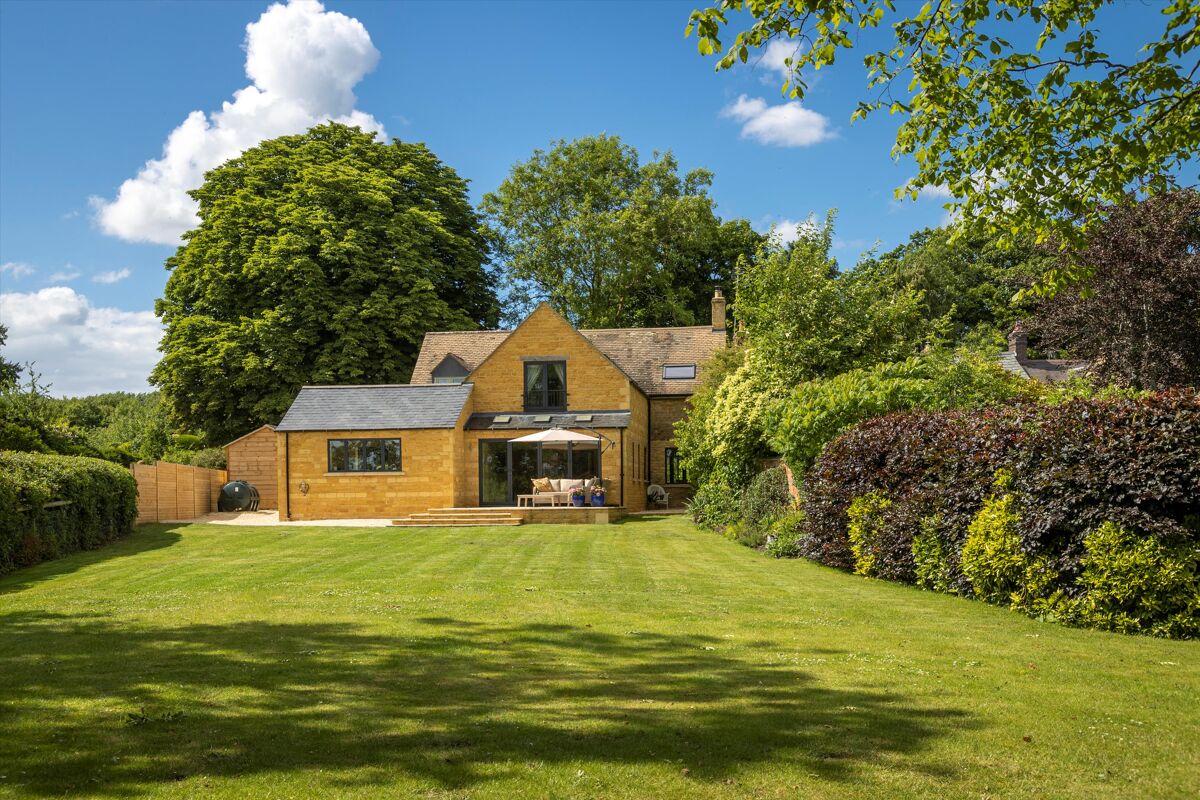 house for sale in Sutton under Brailes, Banbury, Warwickshire, OX15