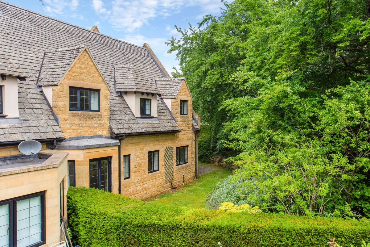 house for sale in Newlands Court, Stow on the Wold, Cheltenham