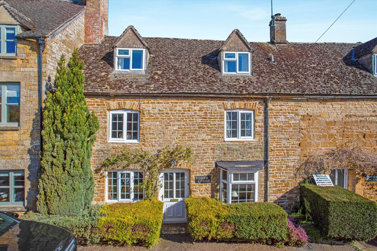 house for sale in Oddington, MoretoninMarsh, Gloucestershire, GL56