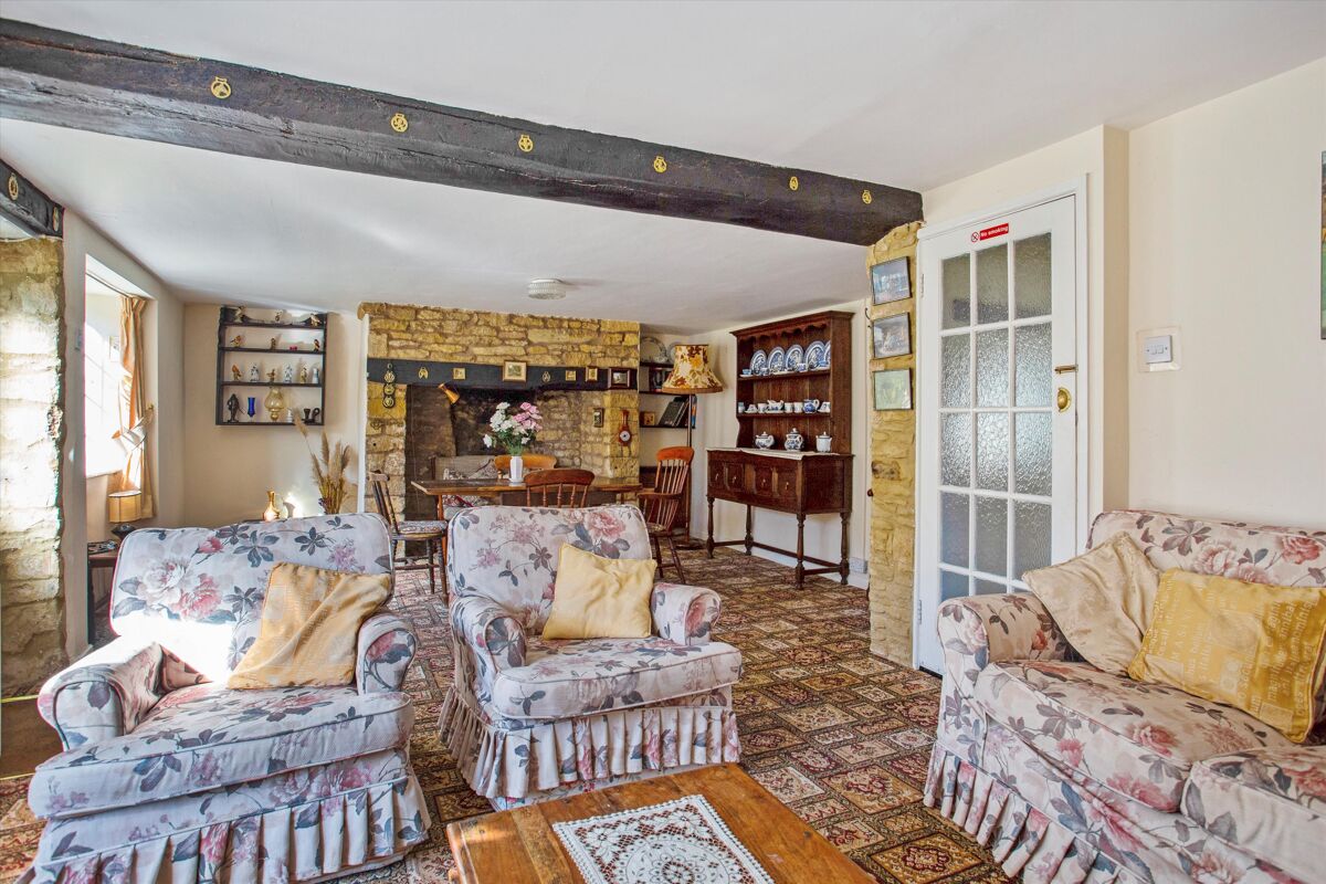 house for sale in Oddington, MoretoninMarsh, Gloucestershire, GL56