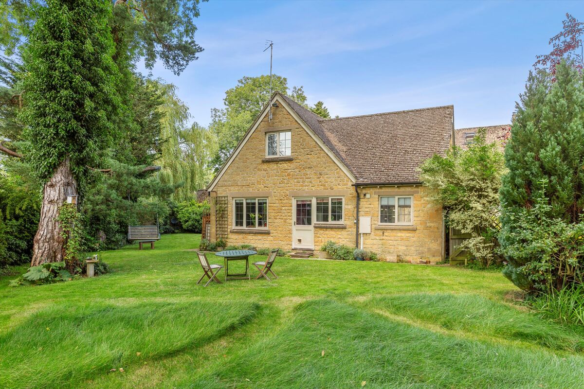 house for sale in Rivington Glebe, Little Compton, MoretoninMarsh