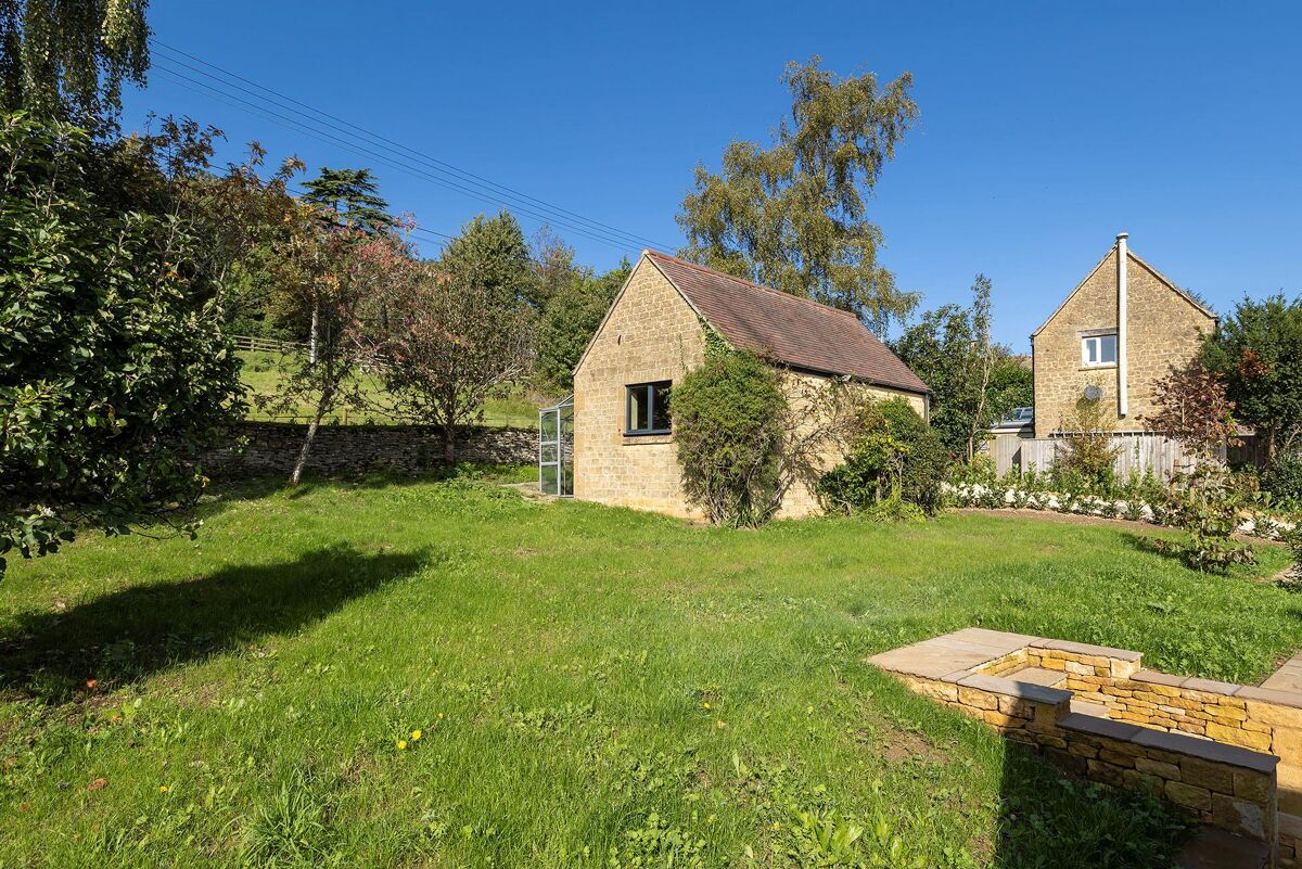 house for sale in Longborough, MoretoninMarsh, Gloucestershire, GL56