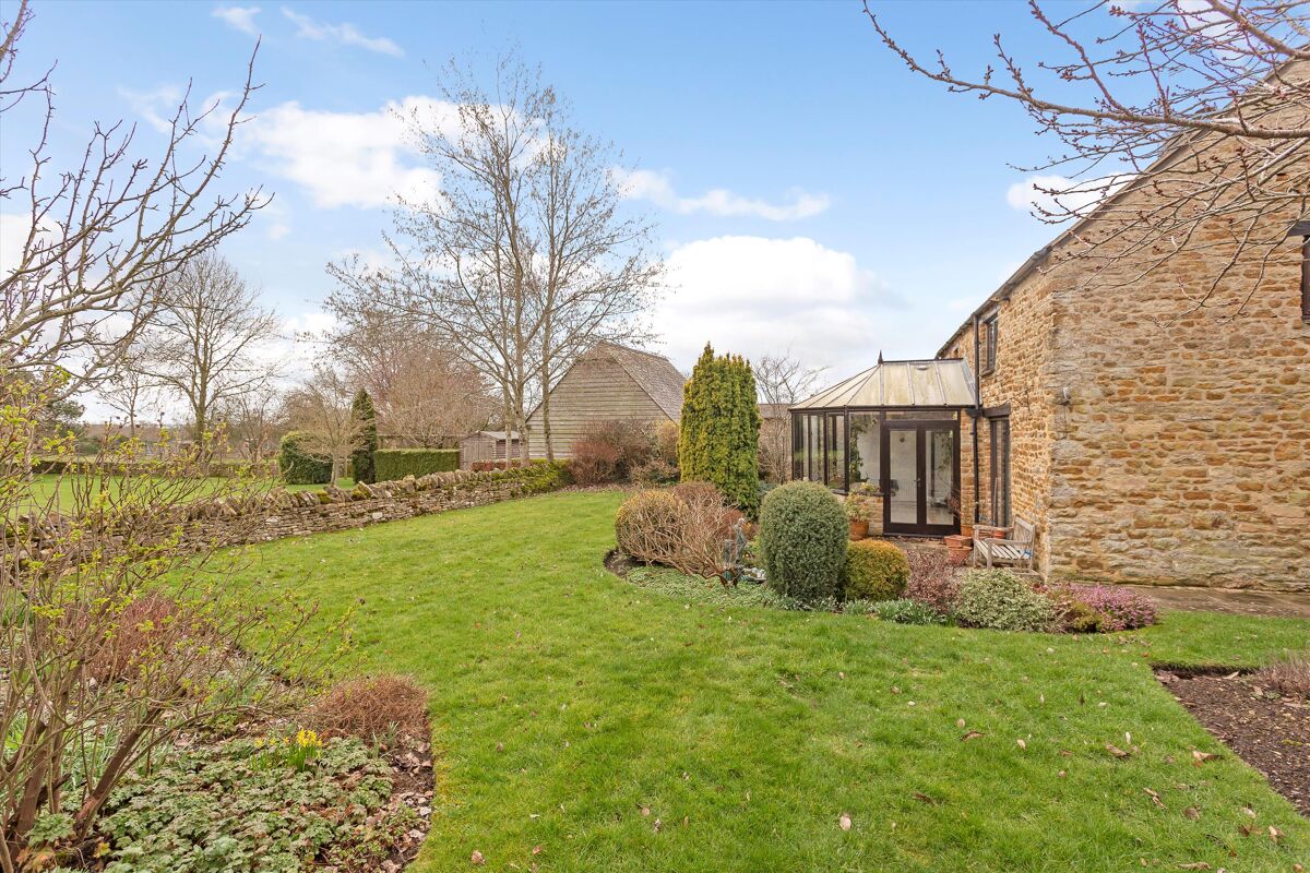 house for sale in The Green, Kingham, Chipping Norton, Oxfordshire, OX7