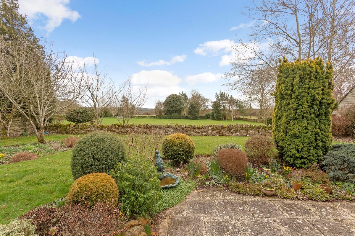 house for sale in The Green, Kingham, Chipping Norton, Oxfordshire, OX7