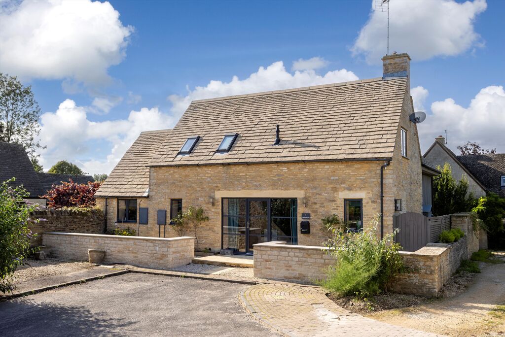 Image of Meadowbank Barn, Ascott-under-Wychwood, Chipping Norton, Oxfordshire, OX7