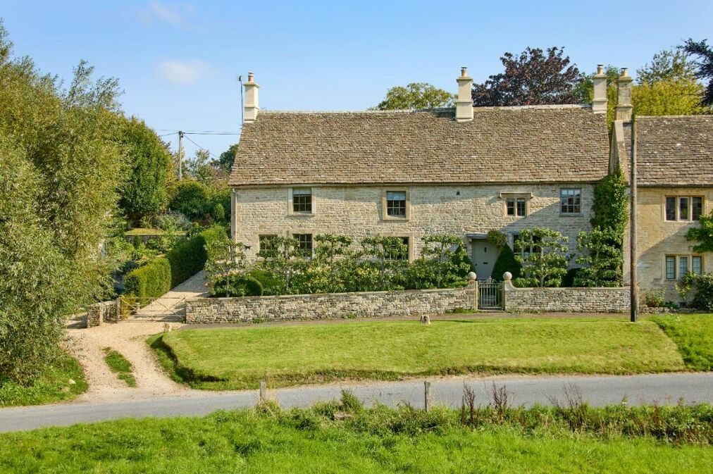 Image of Little Barrington, Burford, Gloucestershire, OX18