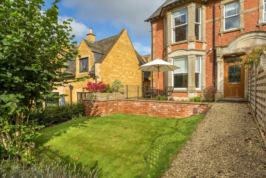 Image of Newlands Court, Evesham Road, Stow-on-the-Wold, Gloucestershire, GL54