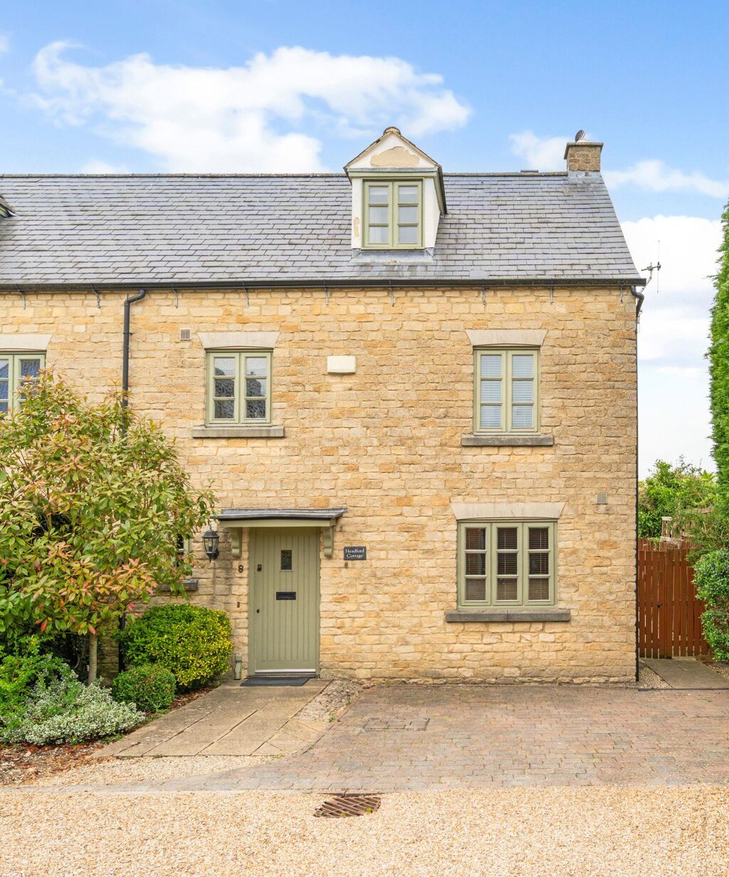 Image of Landgate Yard, Stow on the Wold, Gloucestershire, GL54
