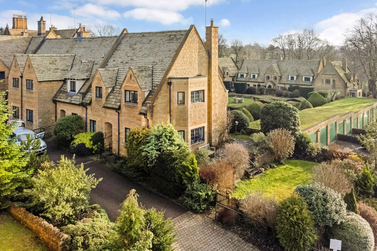 Knight Frank Stow On The Wold Estate Agents