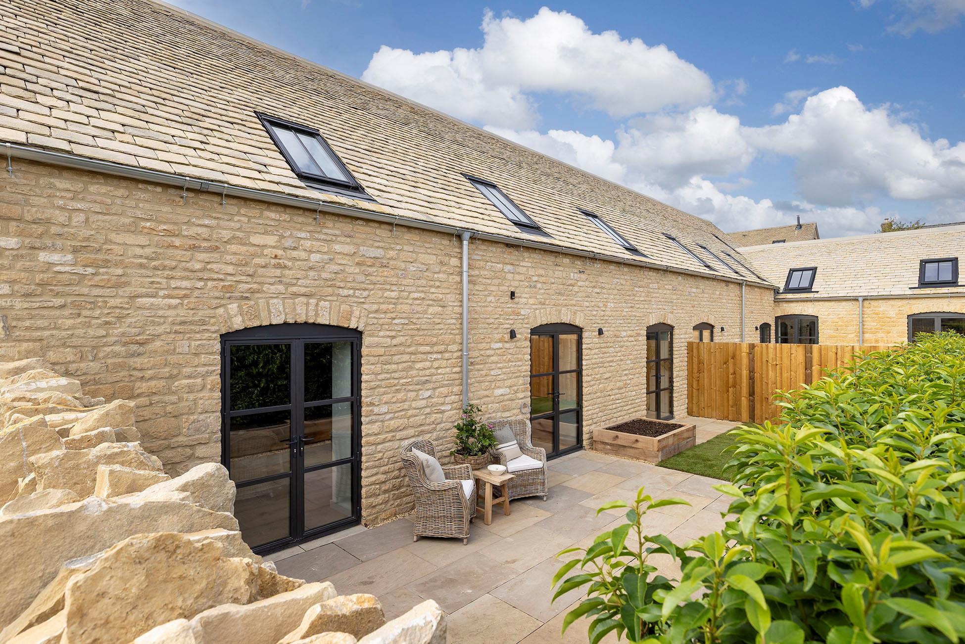 Knight Frank Property stw012534773