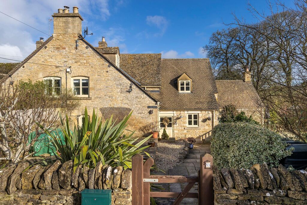 Image of The Piece, Lower Swell, Cheltenham, Gloucestershire GL54