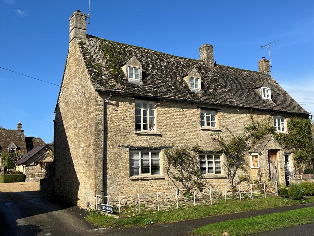 Image of The Square, Churchill, Chipping Norton, Oxfordshire, OX7