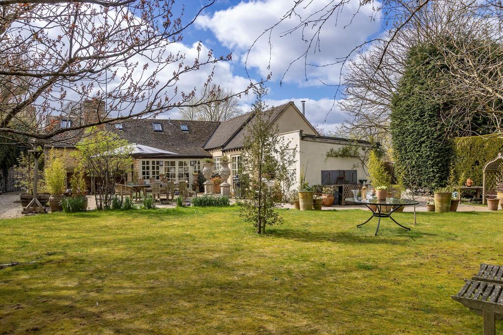 Image of Church Street, Bledington, Chipping Norton, Gloucestershire, OX7