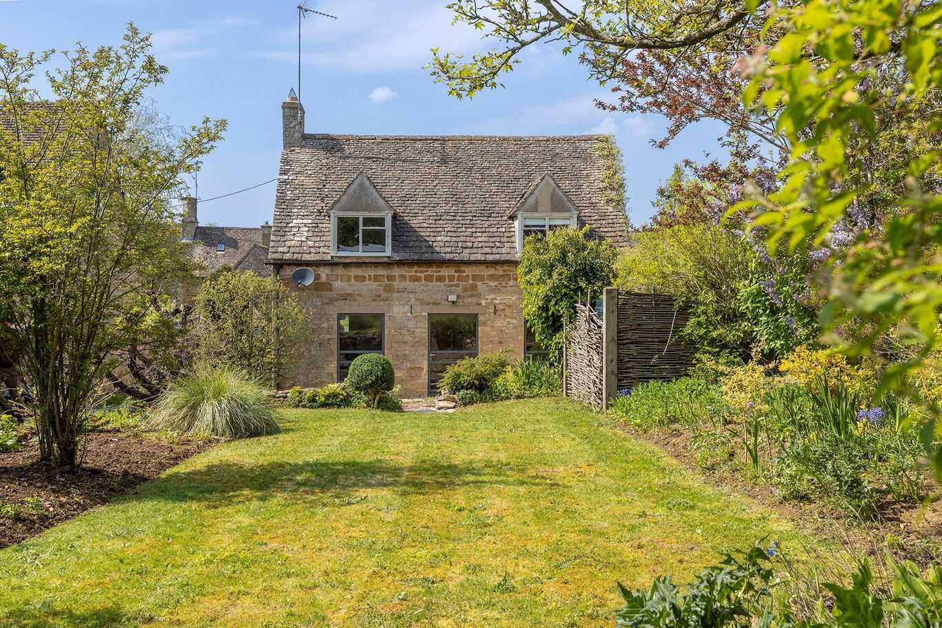 Image of The Green, Bledington, Chipping Norton, Gloucestershire OX7