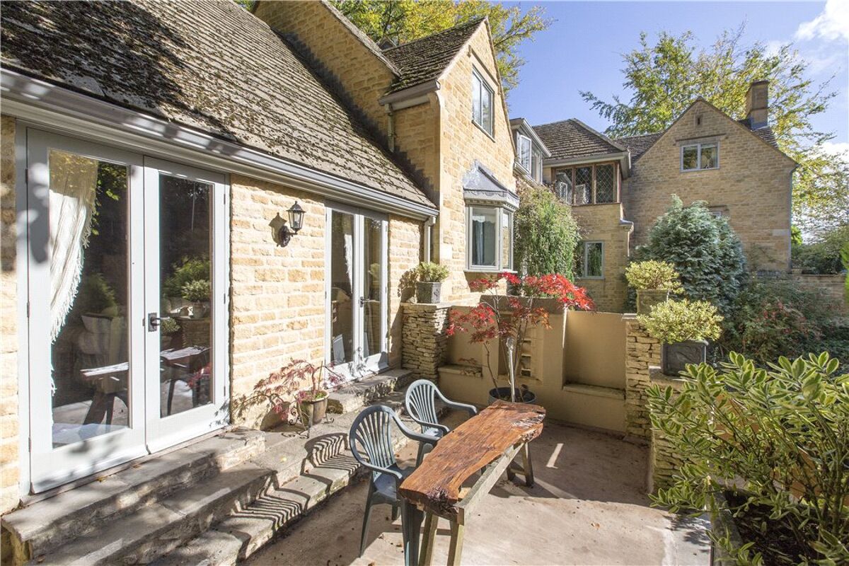 house for sale in Bourton on the Hill, MoretoninMarsh