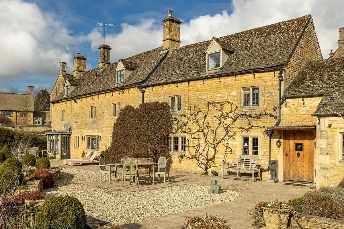 house for sale in Bow Lane, BourtonontheWater, Cheltenham