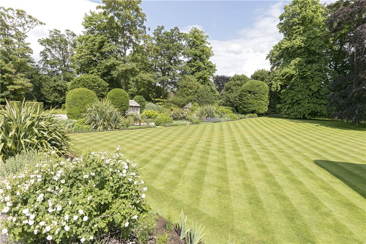 house for sale in Main Street, Bretforton, Evesham, Worcestershire