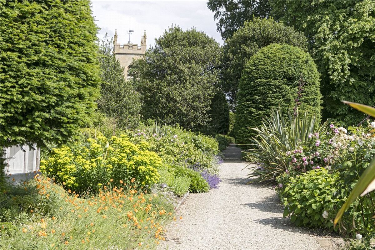 house for sale in Main Street, Bretforton, Evesham, Worcestershire