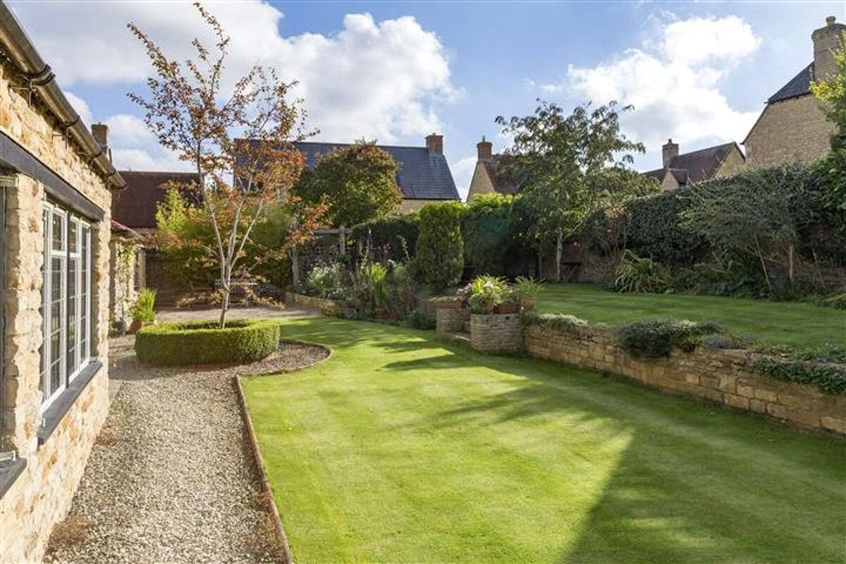 house for sale in Barncroft, Long Compton, ShipstononStour, CV36