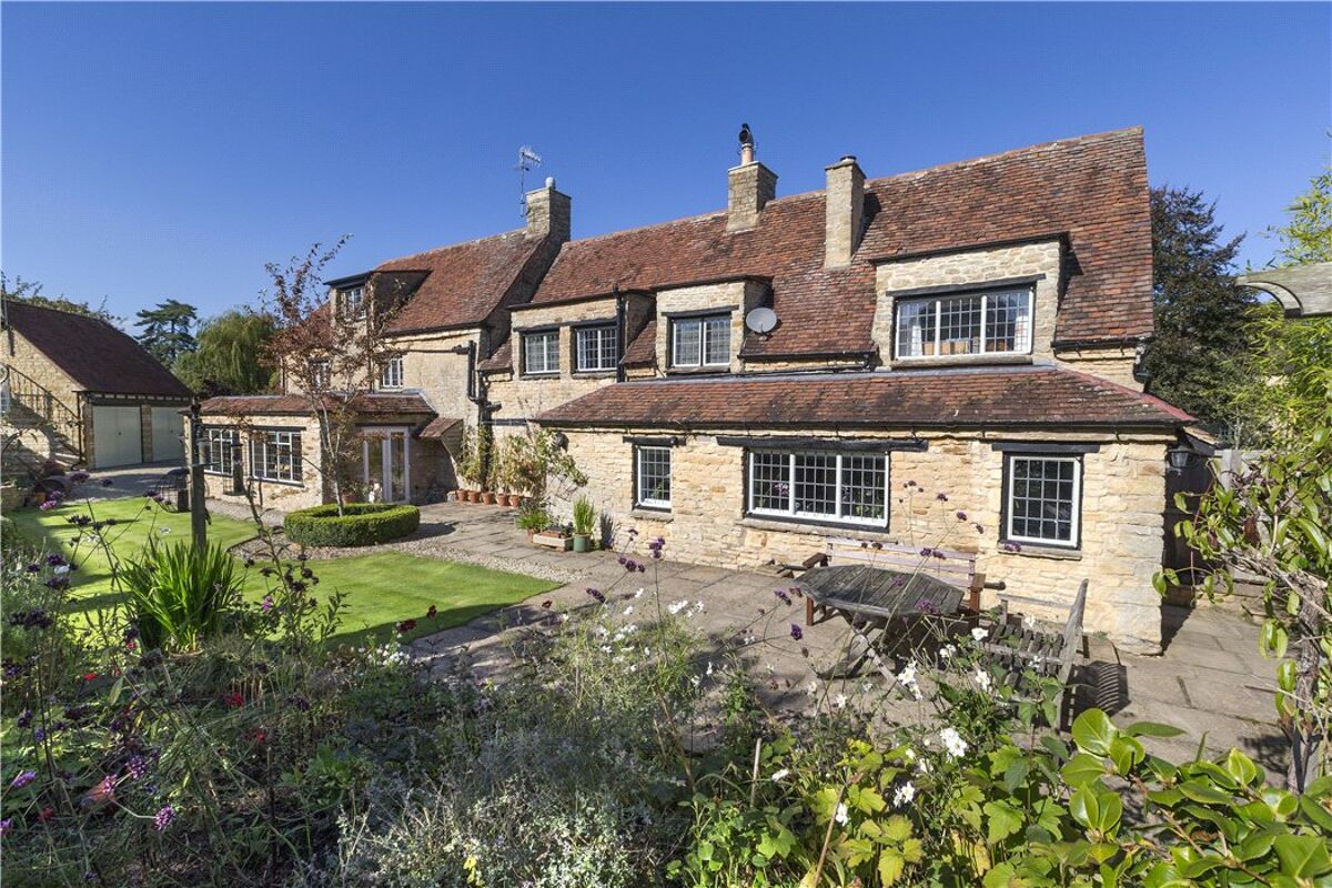 house for sale in Barncroft, Long Compton, ShipstononStour, CV36