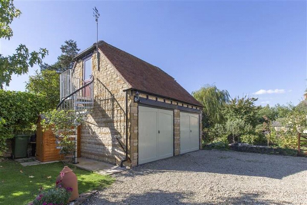 house for sale in Barncroft, Long Compton, ShipstononStour, CV36