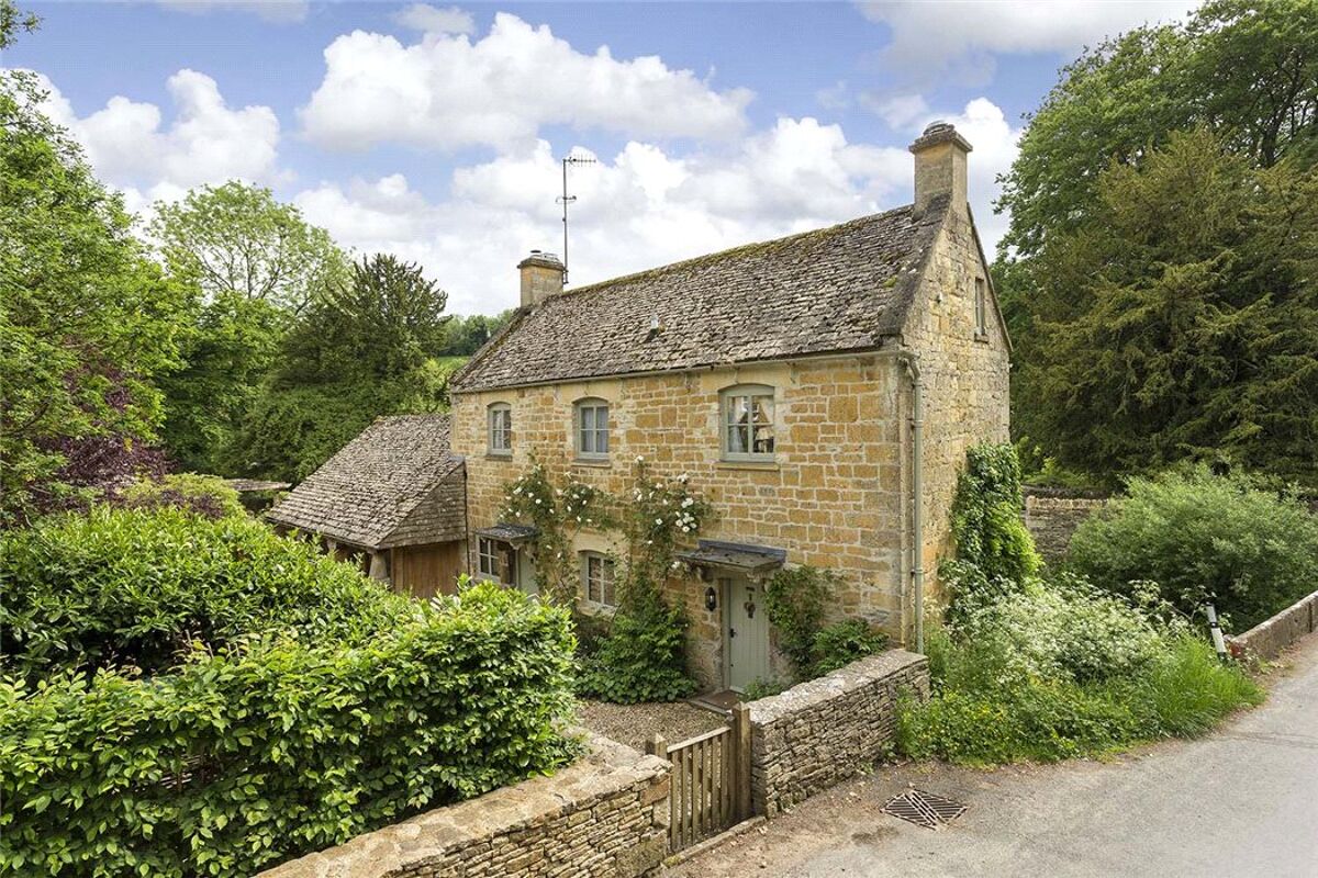 house for sale in The Quadrangle, Naunton, Cheltenham, Gloucestershire