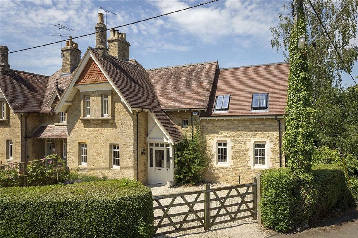 house for sale in Kingham Road, Churchill, Chipping Norton, Oxfordshire
