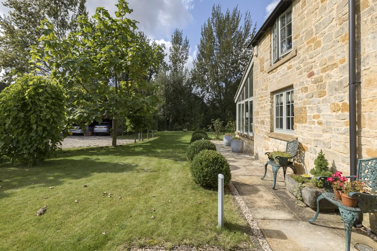 house for sale in Manor Cottages, Paxford, Chipping Campden