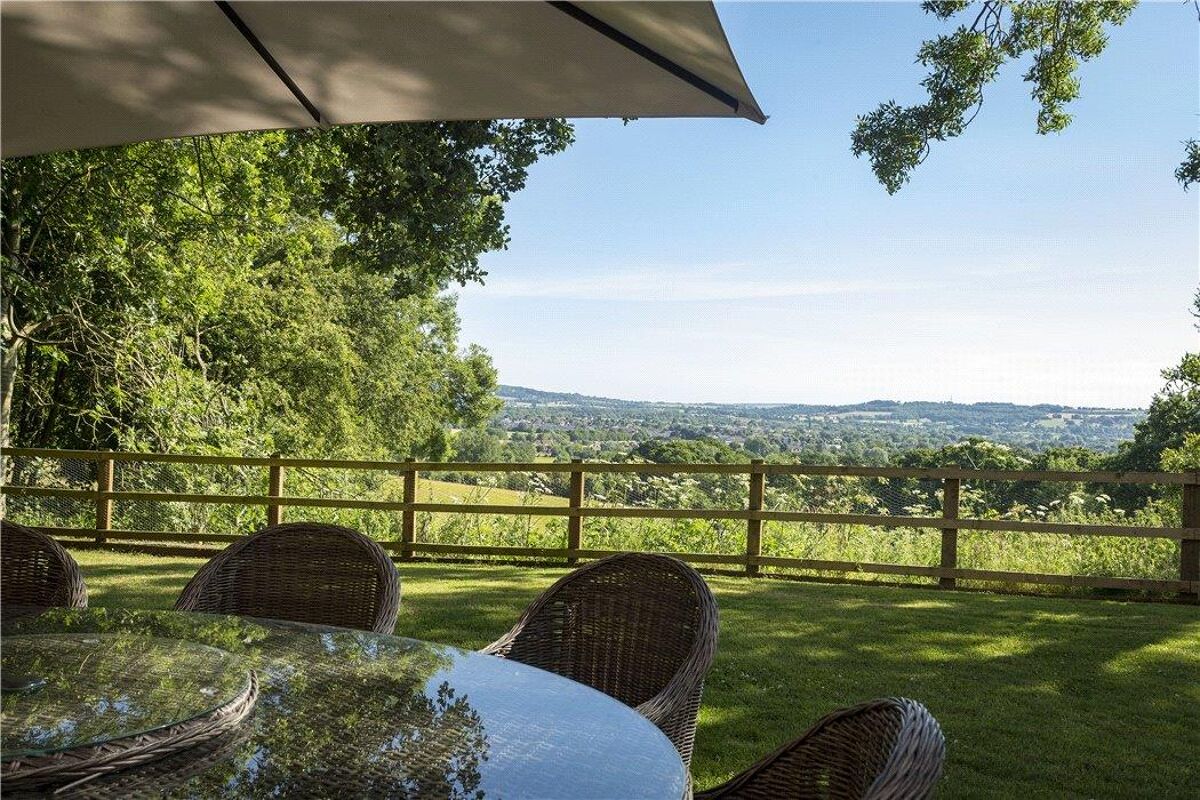 house for sale in Bourton Hill, BourtonontheWater, Cheltenham